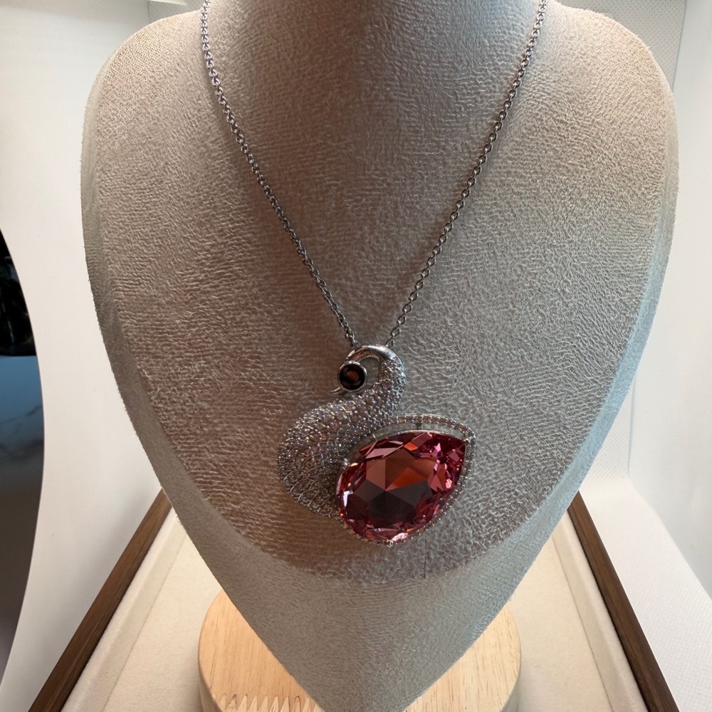Swarovski Inspired Elegant Pink Crystal Swan Pendant Necklace - Women Jewelry